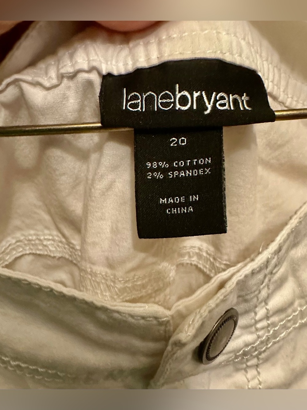 Lane Bryant White Cotton Blend Shorts - Size 20 - Picture 4 of 10